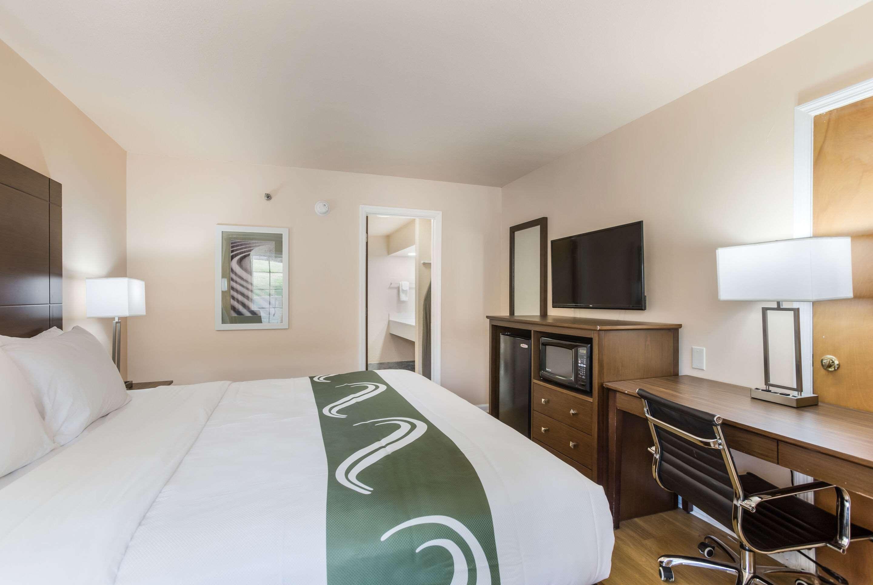 Quality Inn Pulaski Exterior photo