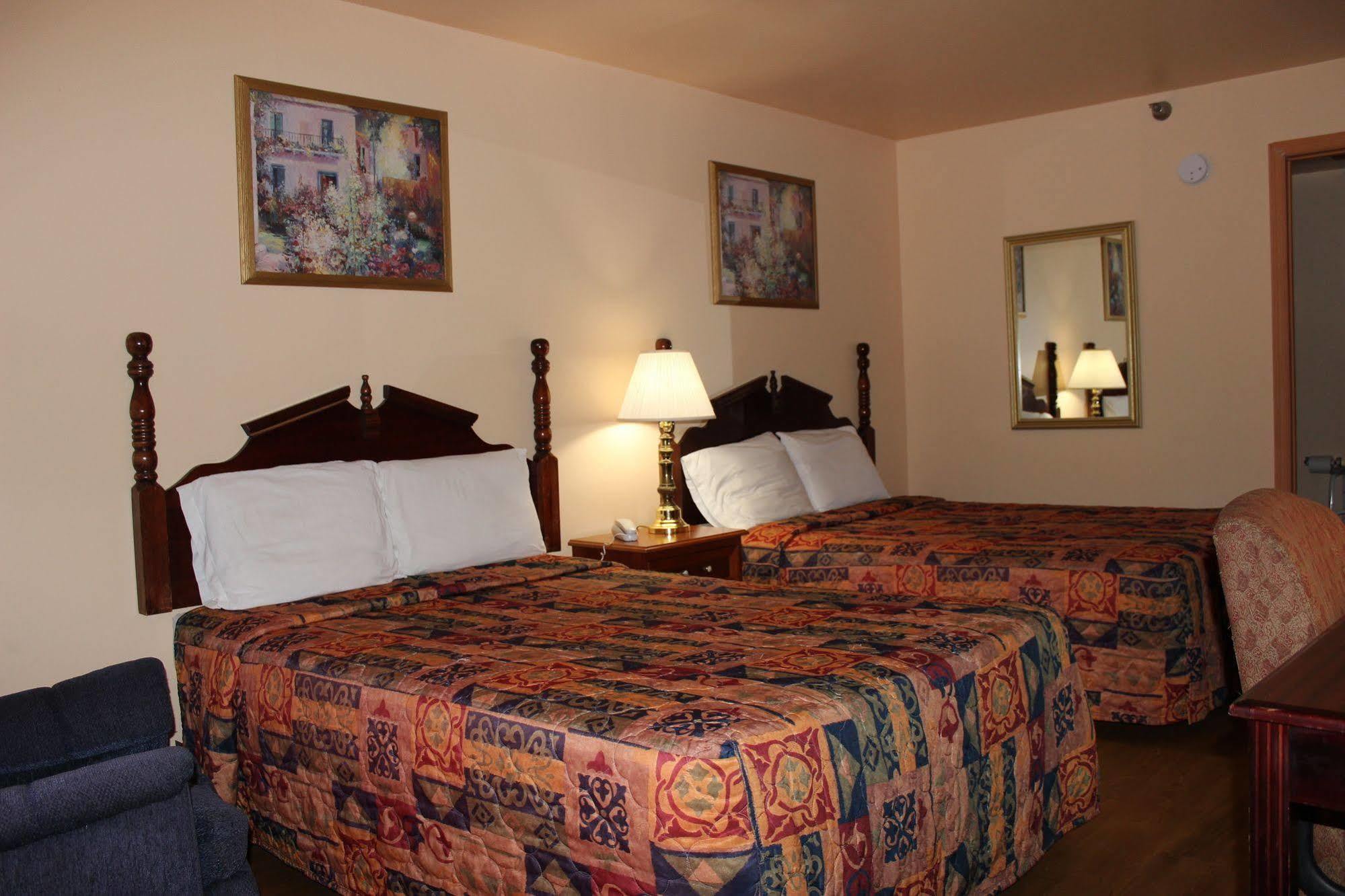 Quality Inn Pulaski Exterior photo